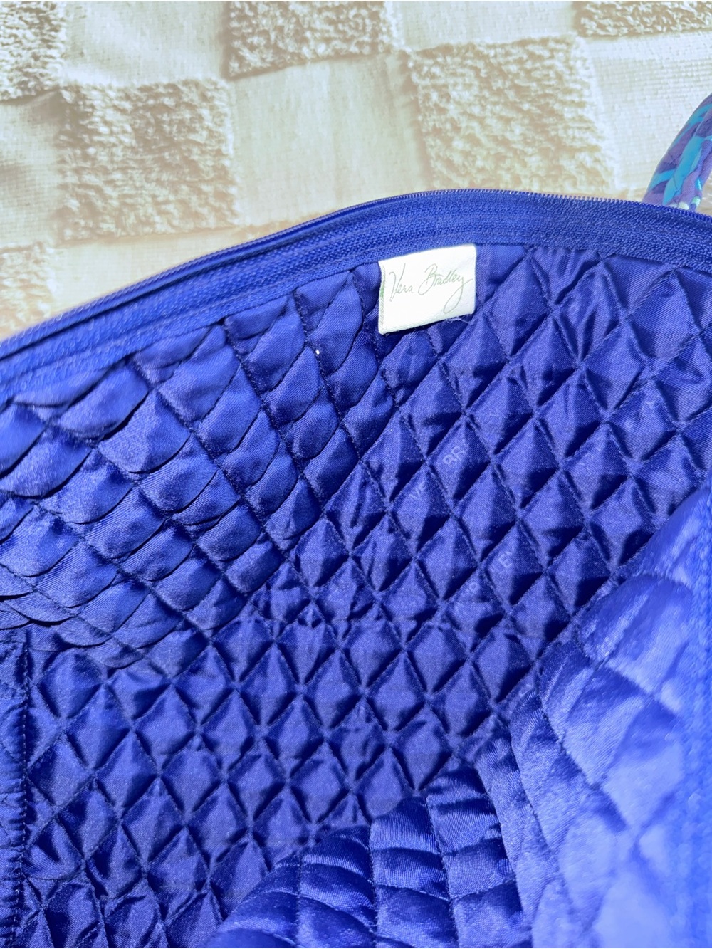 Vera Bradley Katalina Blues duffel travel bag - Picture 3 of 3